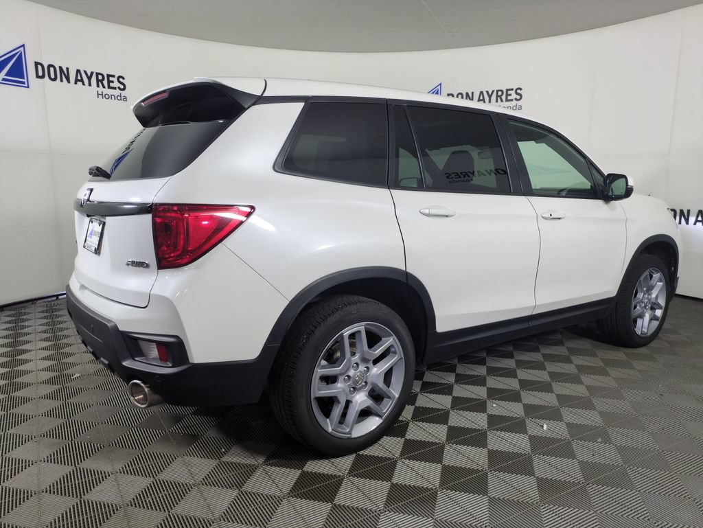 Used 2024 Honda Passport EX-L image 6
