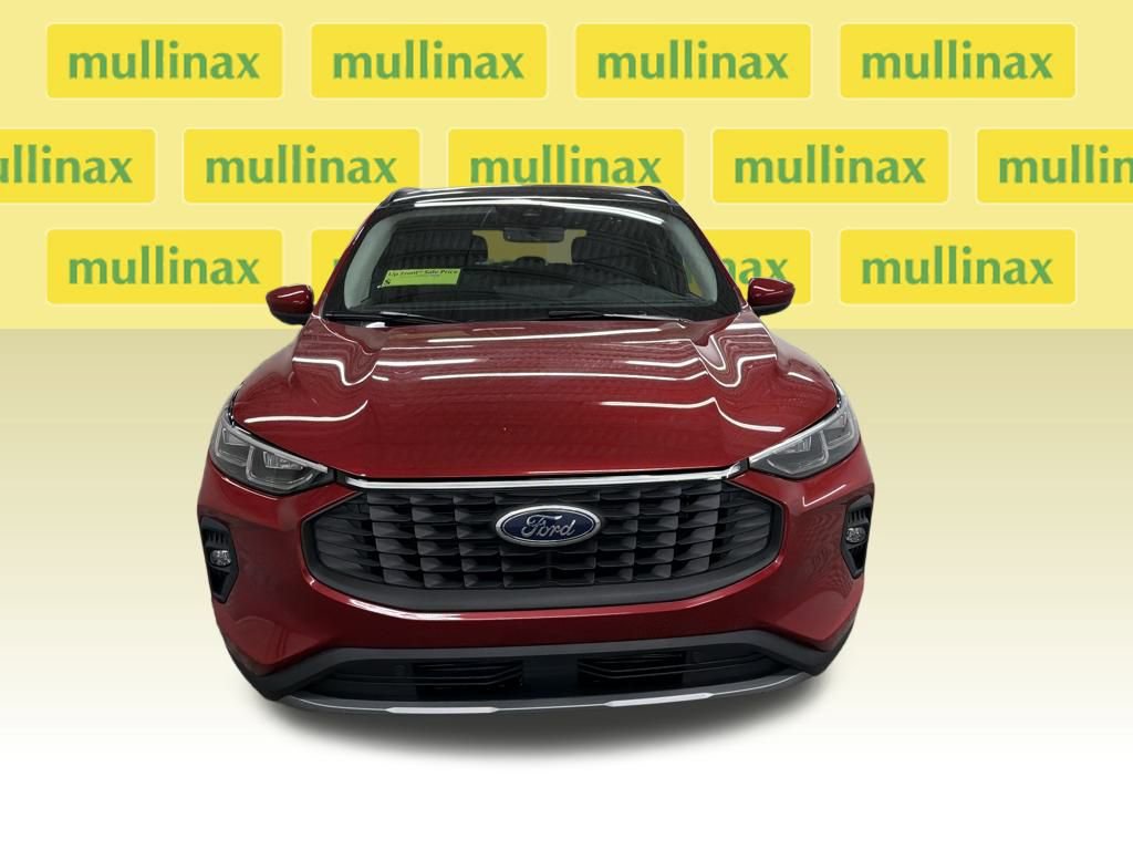 New 2026 Ford Escape Platinum w/ Class II Trailer Tow Package image 15