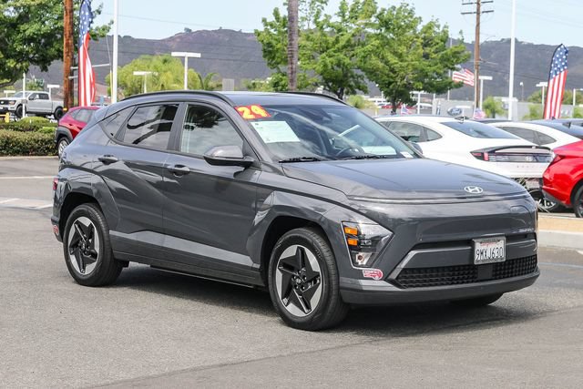 Certified 2024 Hyundai Kona SEL FWD image 3