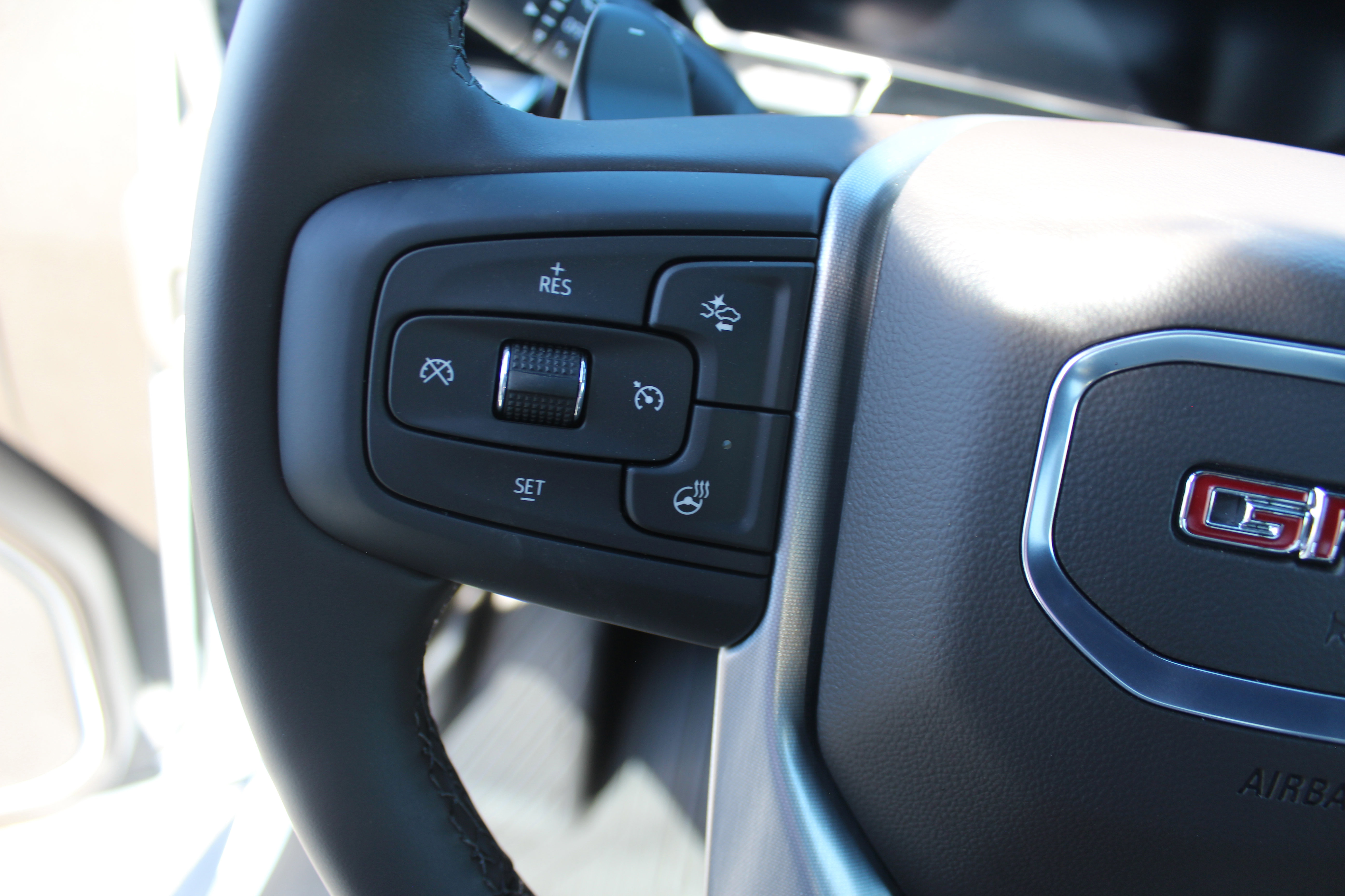 New 2026 GMC Sierra 1500 SLT image 29