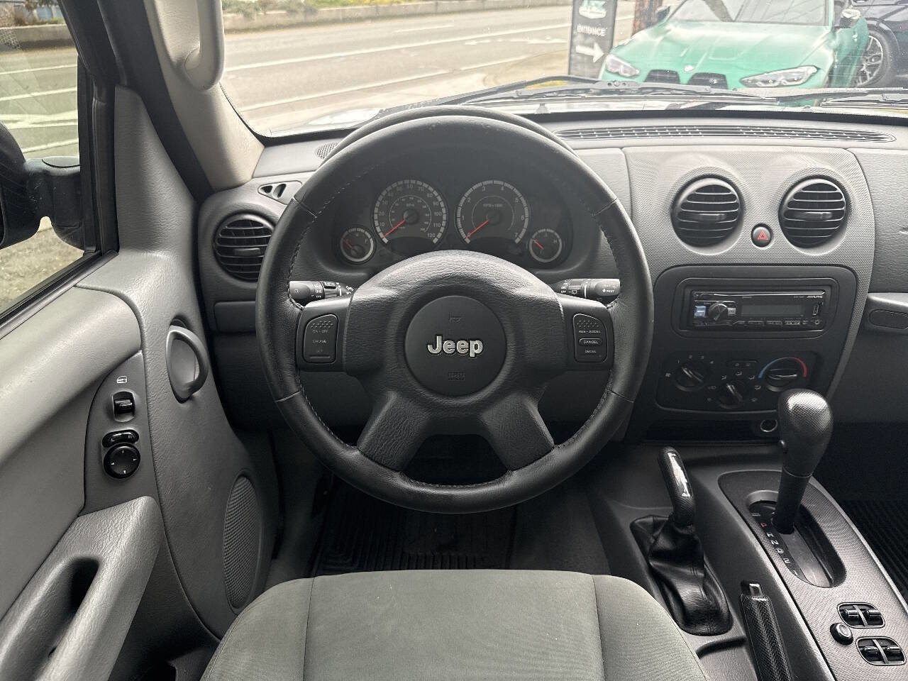 Used 2007 Jeep Liberty Sport image 29