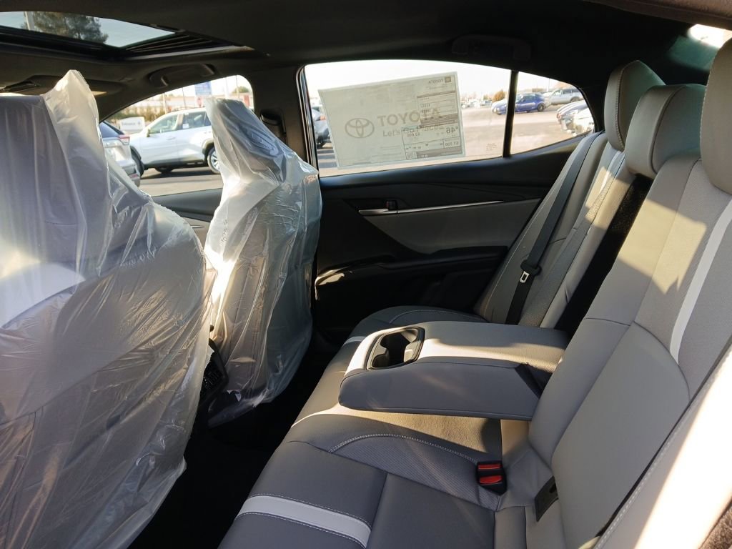 New 2026 Toyota Camry SE image 9