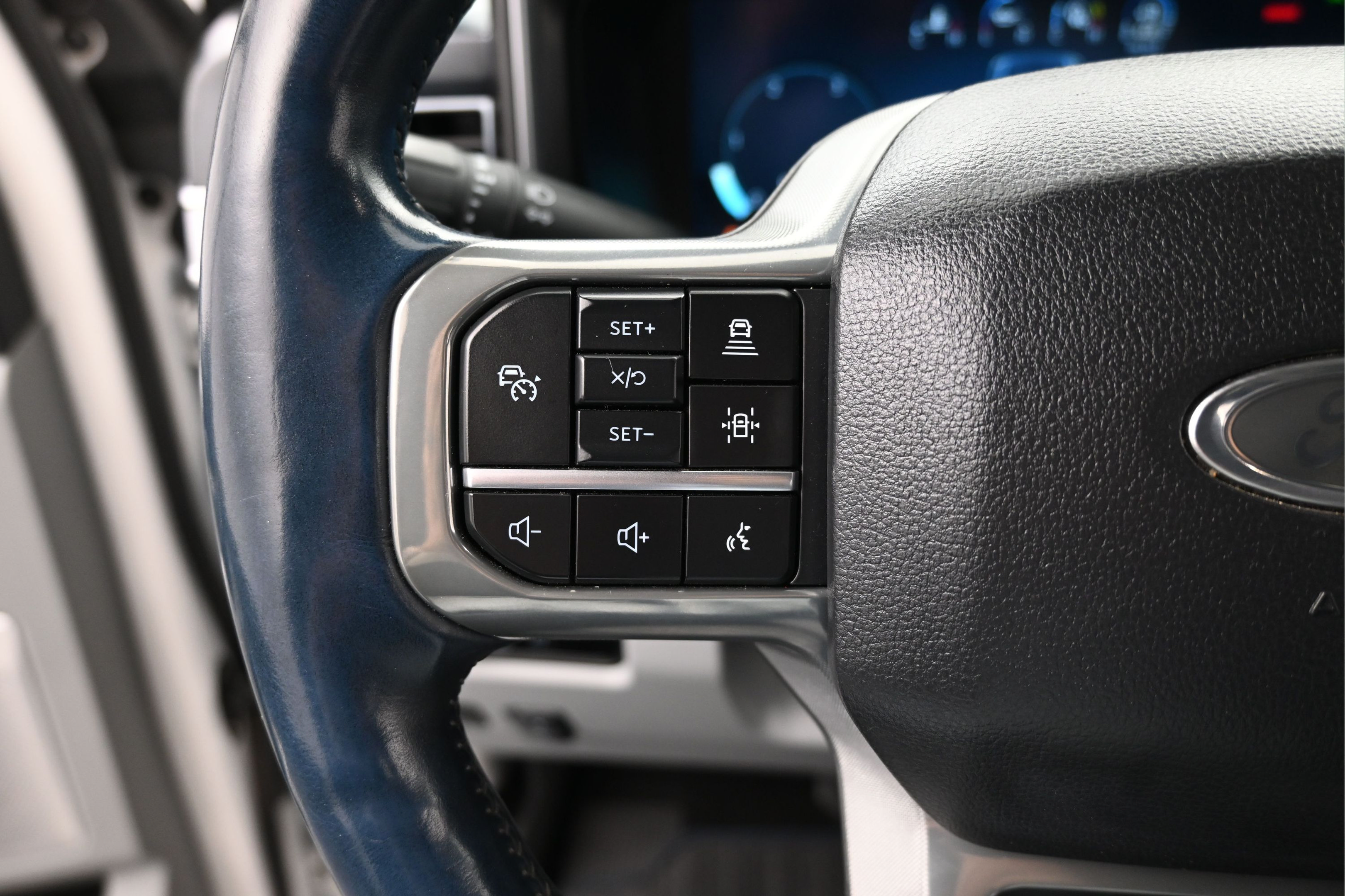 Used 2024 Ford F250 Limited w/ FX4 Off-Road Package AWD/4WD image 14