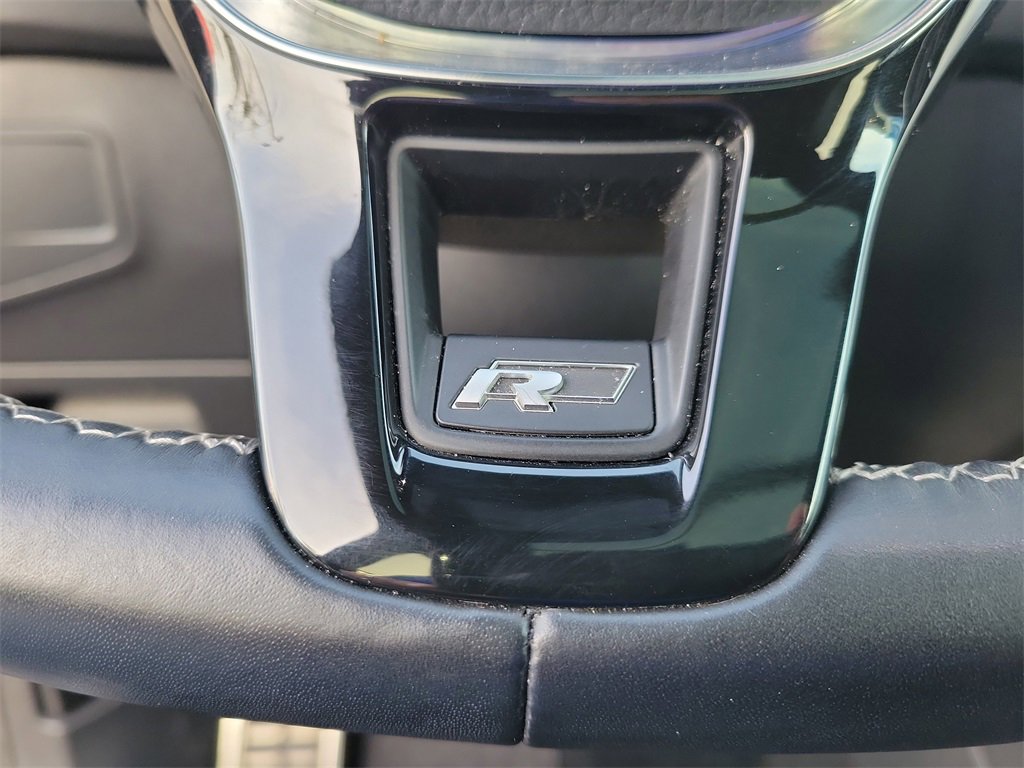 Used 2020 Volkswagen Tiguan SEL Premium R-Line w/ 3rd Row Seat Package image 34