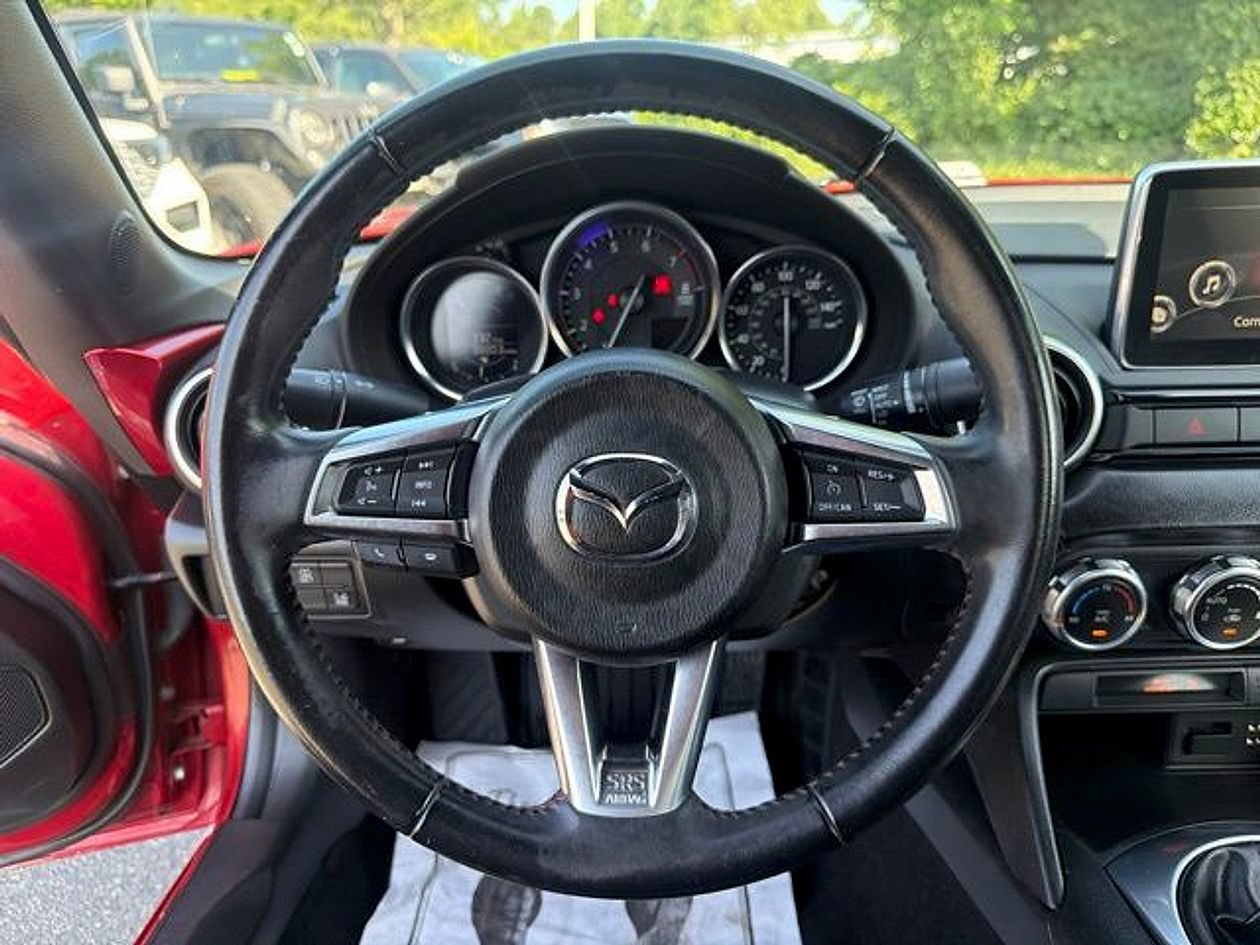 Used 2016 MAZDA MX-5 Miata Grand Touring RWD image 16