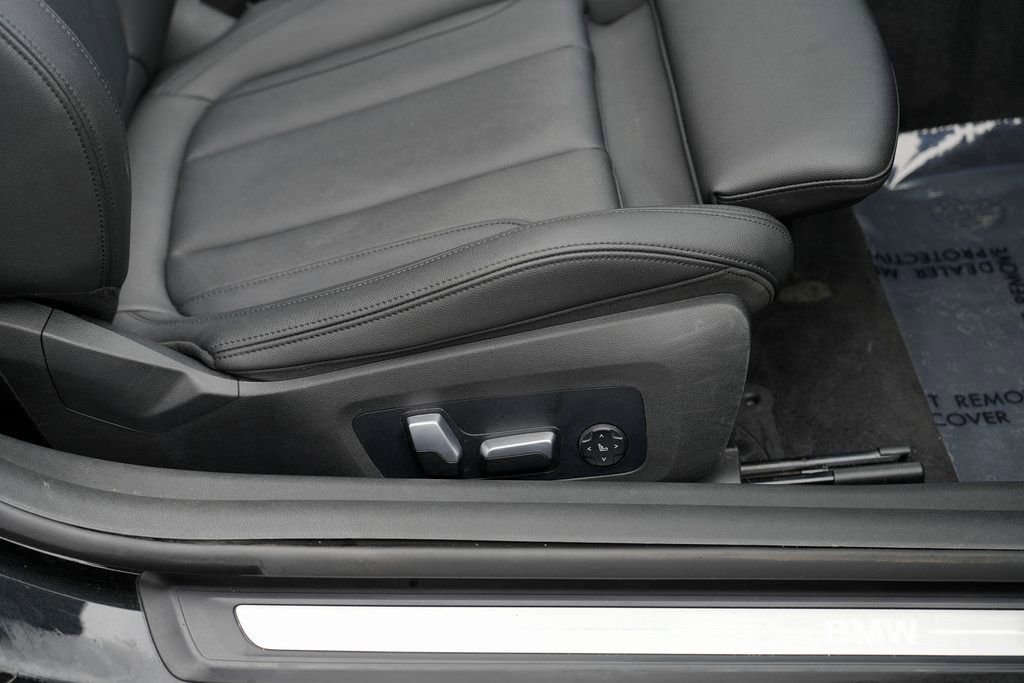 Used 2021 BMW 430i Convertible w/ Premium Package image 30