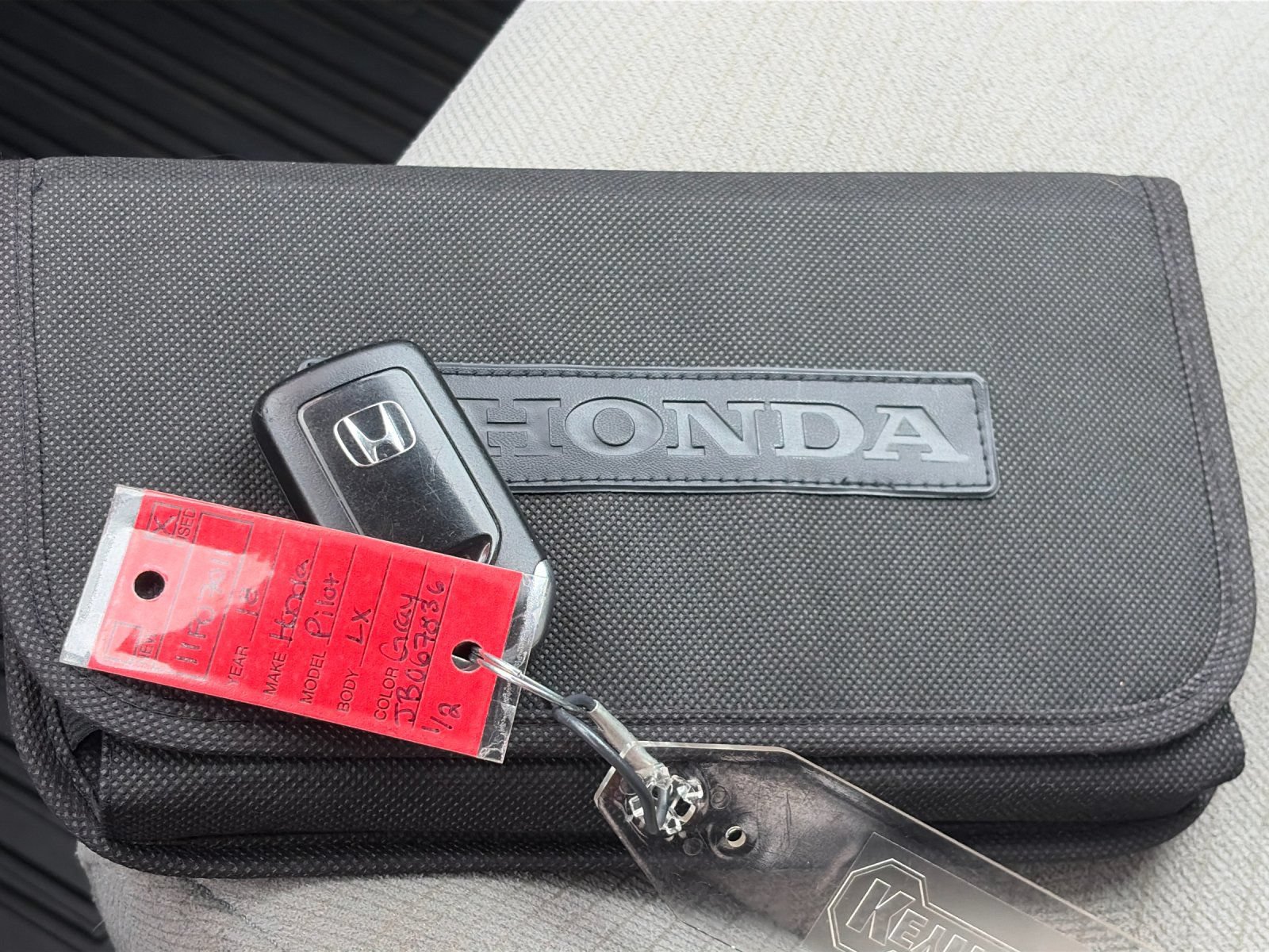 Used 2018 Honda Pilot LX image 9