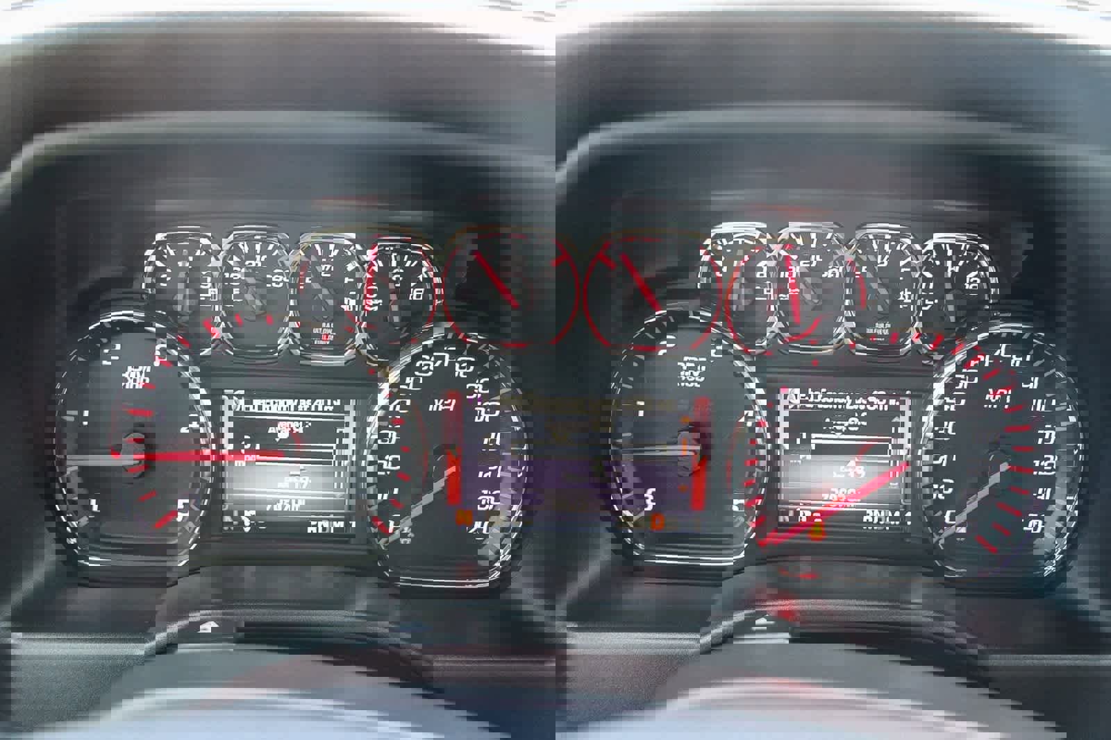 Used 2016 GMC Sierra 2500 SLT w/ Duramax Plus Package image 18