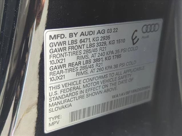 Used 2022 Audi Q8 Premium image 25