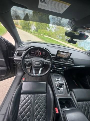Used 2018 Audi SQ5 Prestige w/ Prestige Package AWD/4WD image 9