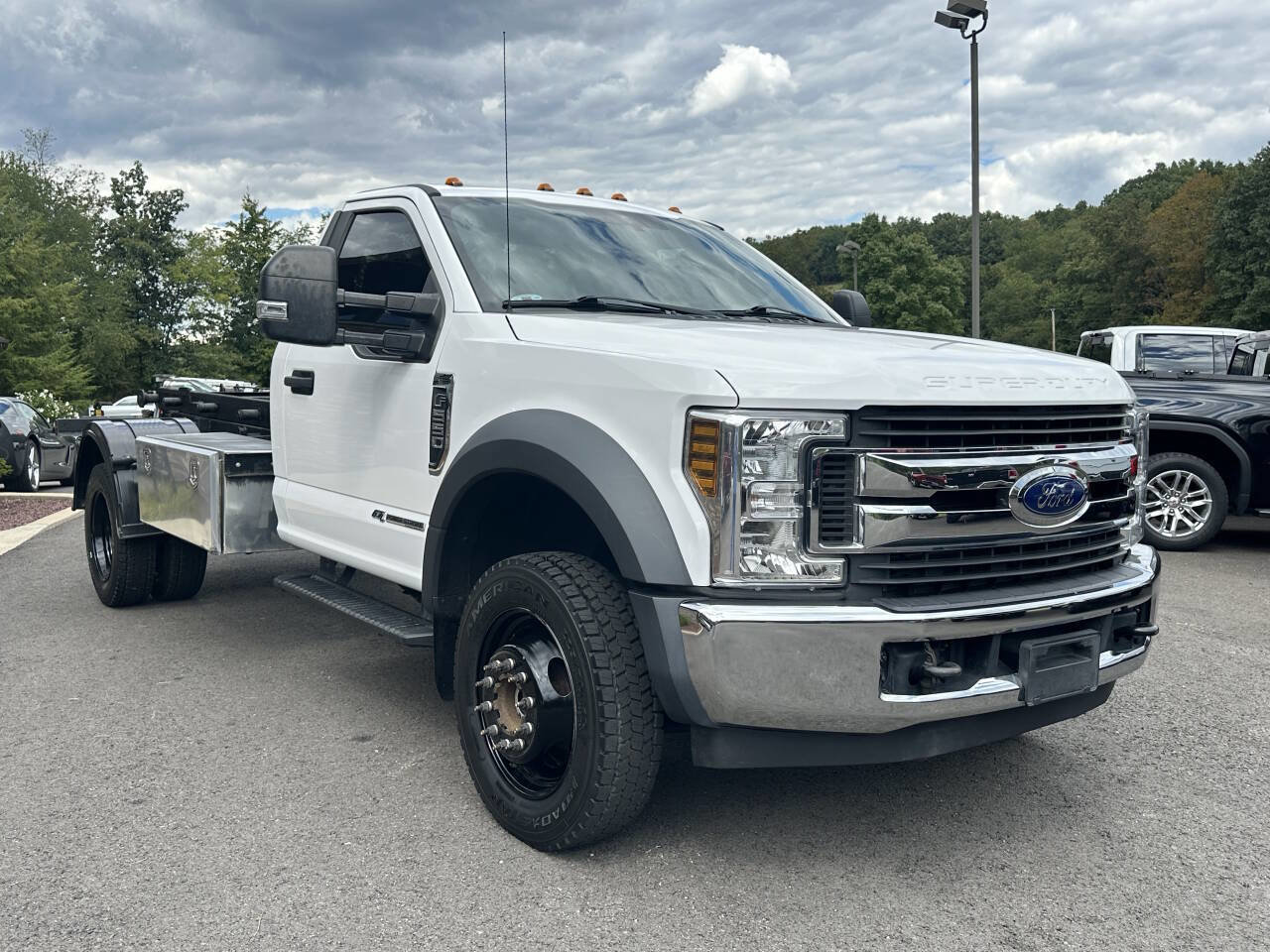 Used 2019 Ford F550 4x4 Regular Cab Super Duty image 6