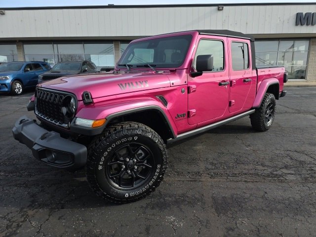 Used 2024 Jeep Gladiator Willys image 2