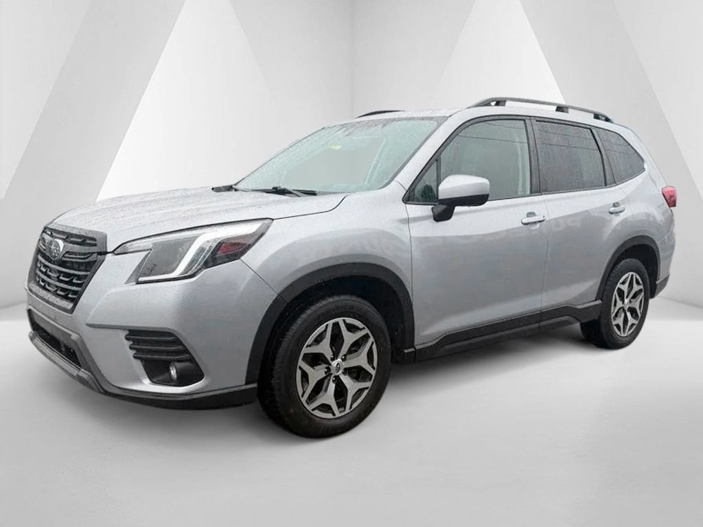 Used 2024 Subaru Forester Premium AWD/4WD image 3