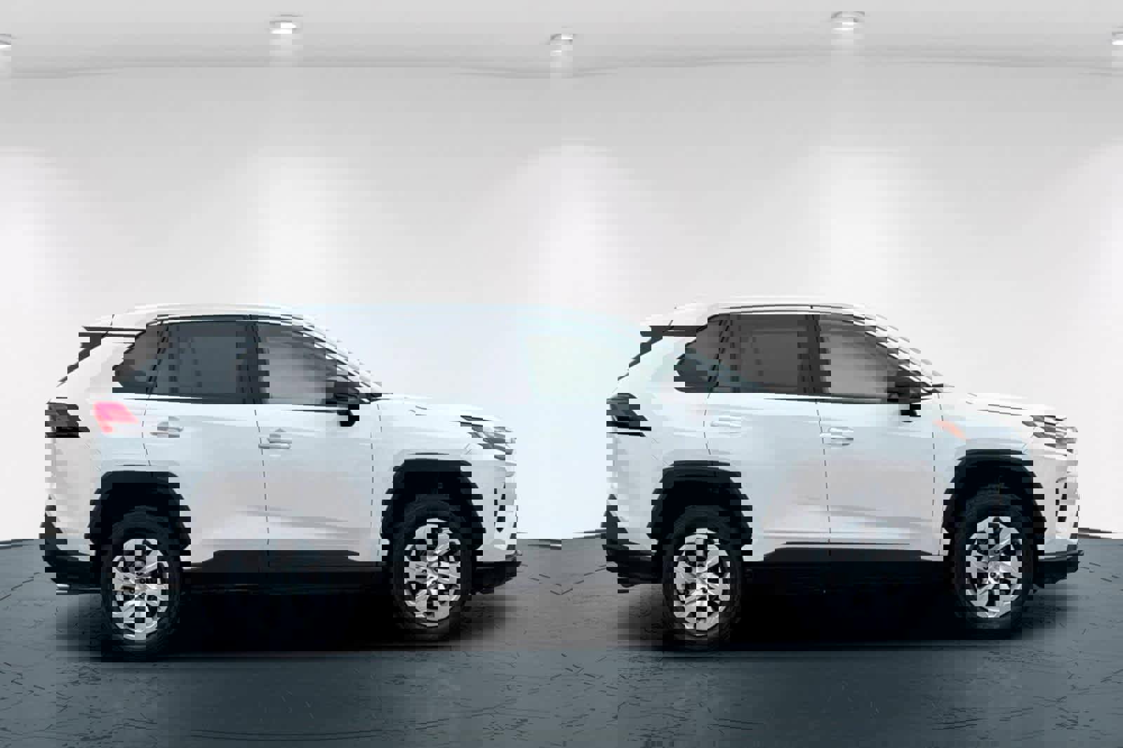 Used 2024 Toyota RAV4 LE image 6