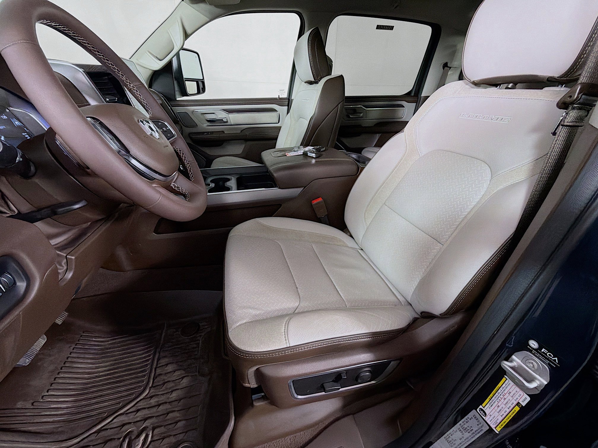 Used 2026 RAM 1500 Laramie image 12