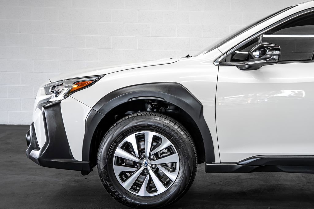 Used 2023 Subaru Outback Premium image 12