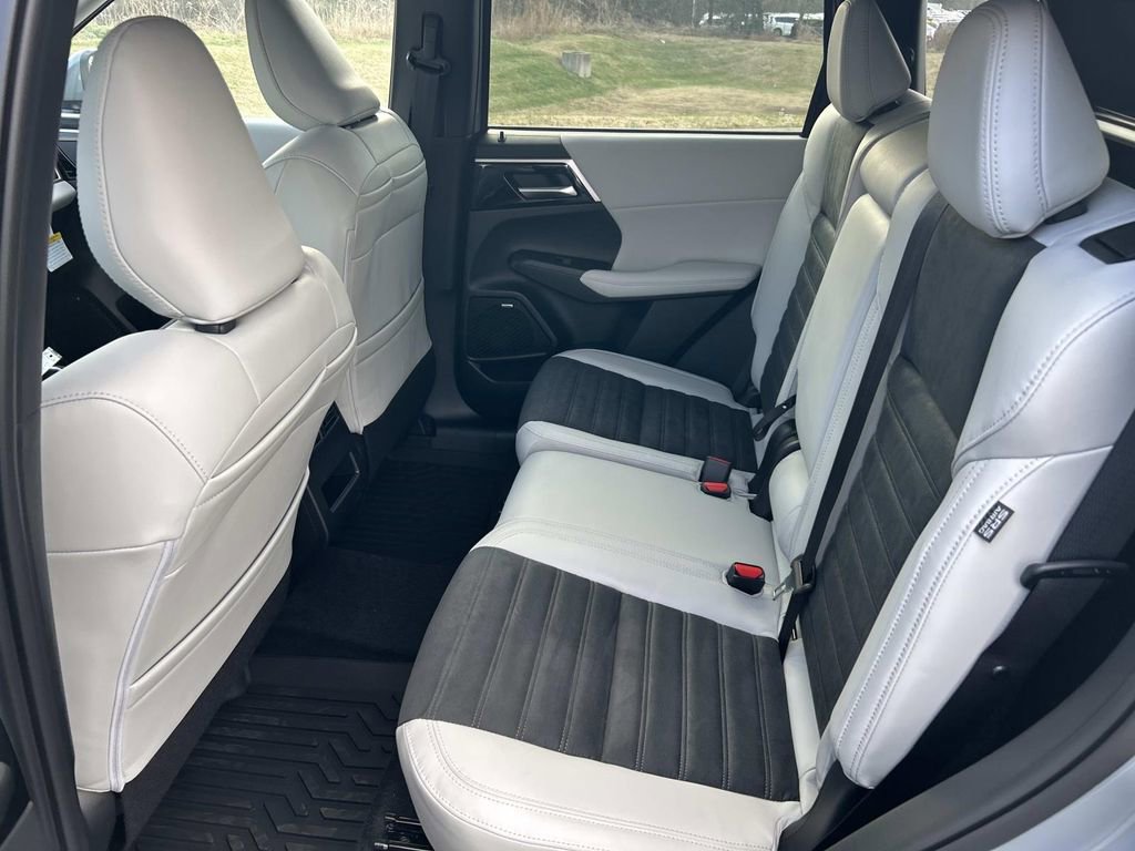 New 2026 Mitsubishi Outlander SE AWD/4WD image 19