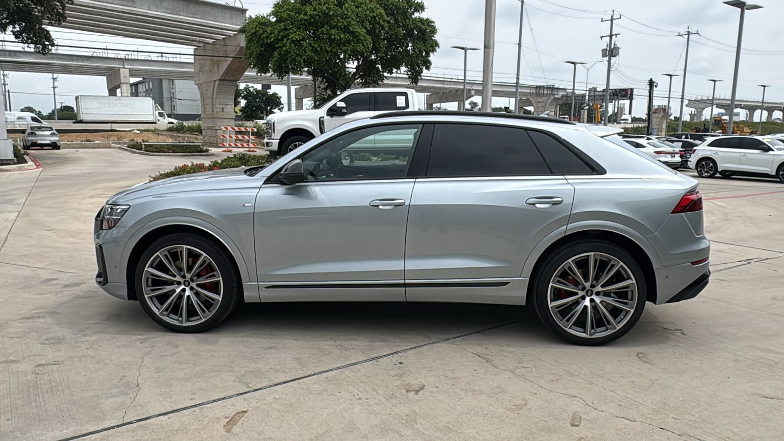 New 2026 Audi Q8 Prestige AWD/4WD image 4