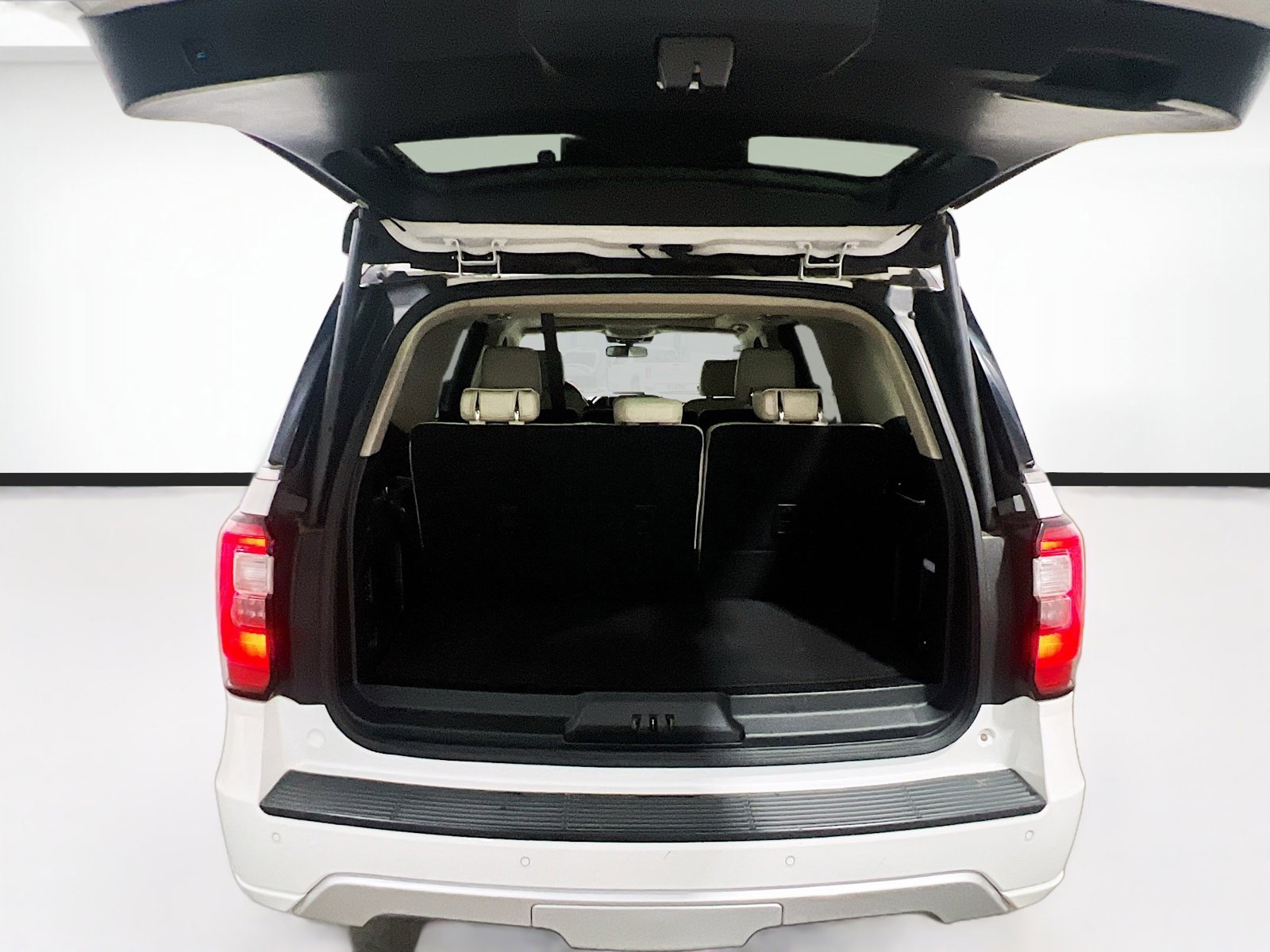 Used 2020 Ford Expedition Platinum image 21