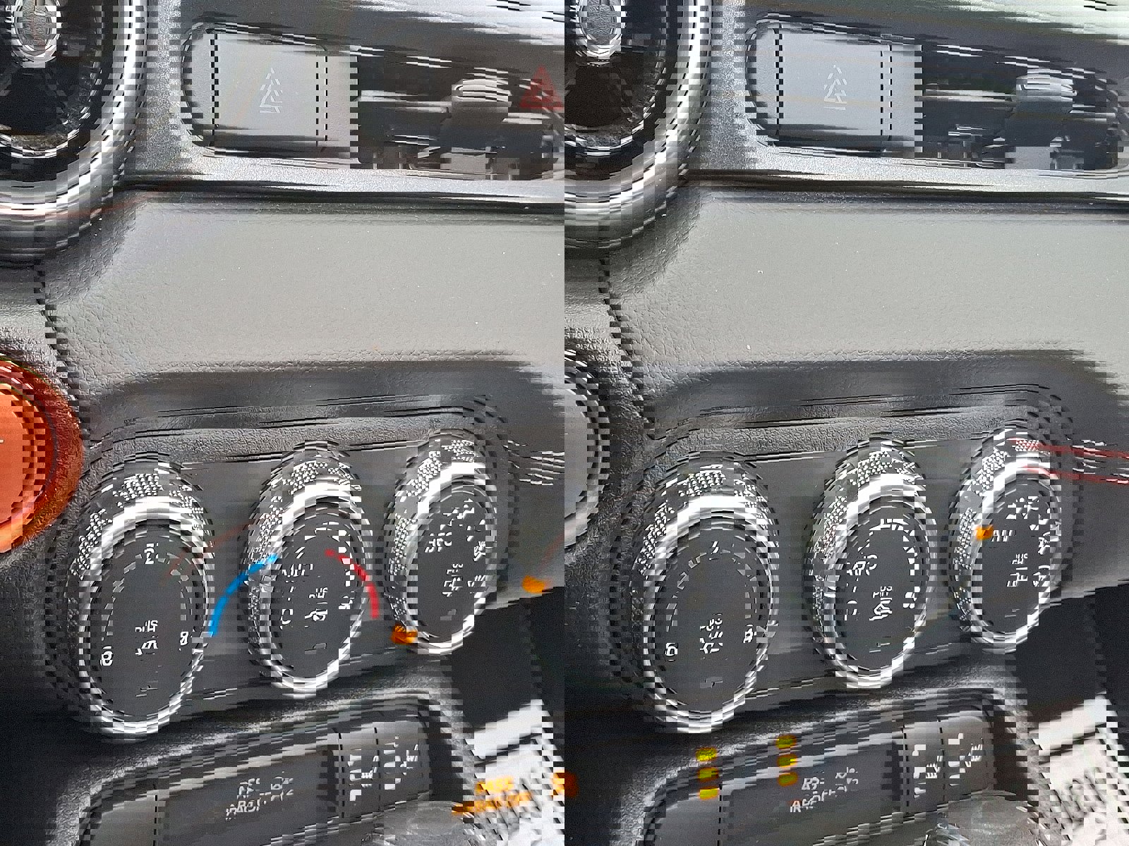 Used 2019 FIAT 124 Spider Abarth w/ Convenience Group image 14