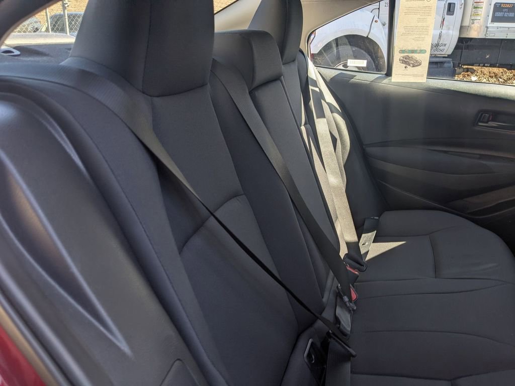 Used 2024 Toyota Corolla LE FWD image 28