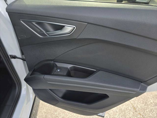 Used 2023 Audi Q4 e-tron Premium Plus w/ Premium Plus image 13