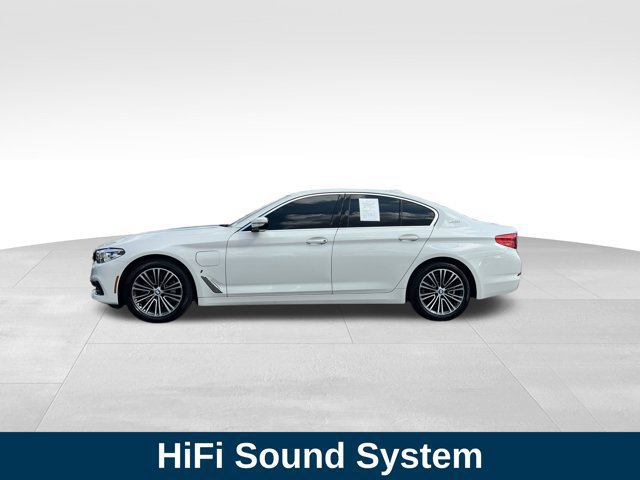Used 2019 BMW 530e xDrive AWD/4WD image 2