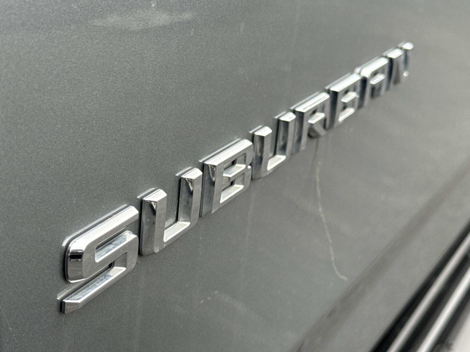 Certified 2023 Chevrolet Suburban Premier image 29
