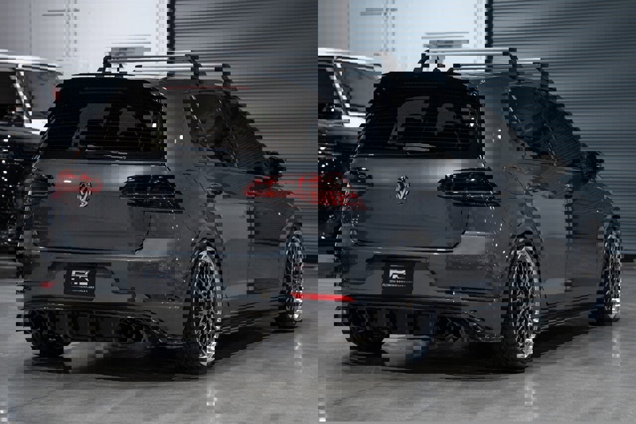 Used 2019 Volkswagen Golf R 4-Door image 13