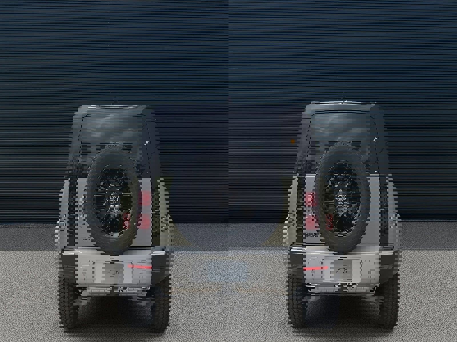 New 2025 Land Rover Defender 110 S image 4