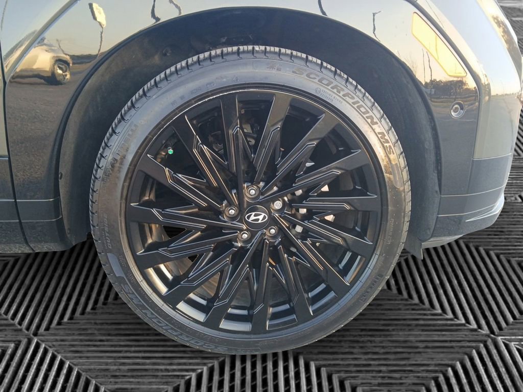 Used 2024 Hyundai Santa Fe Calligraphy image 9