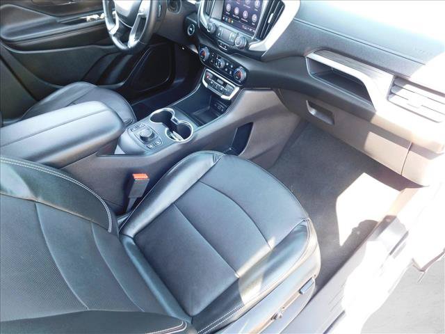 Used 2024 GMC Terrain SLT AWD/4WD image 28
