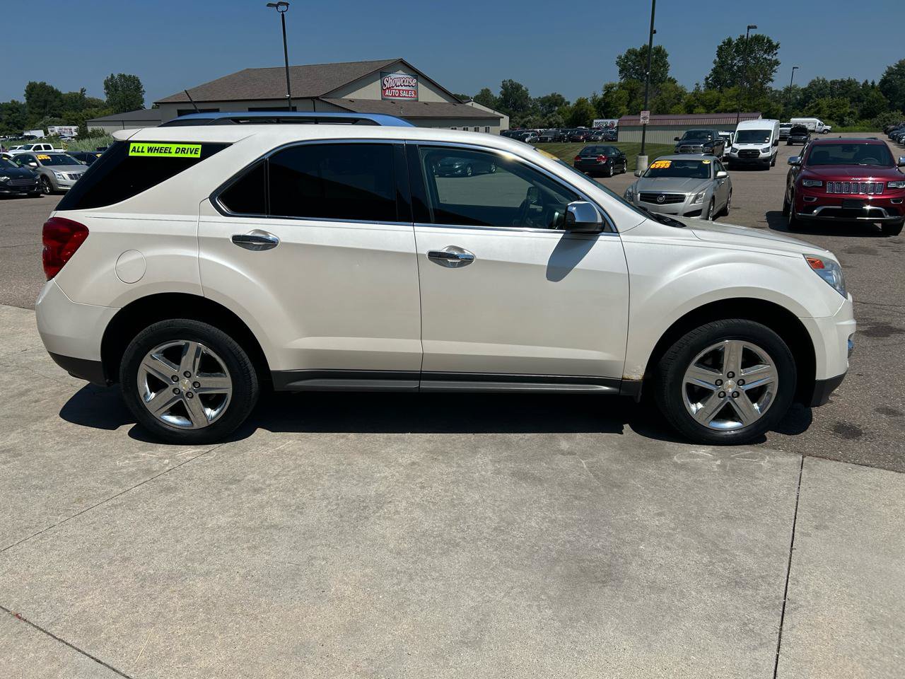Used 2014 Chevrolet Equinox LTZ AWD/4WD image 4