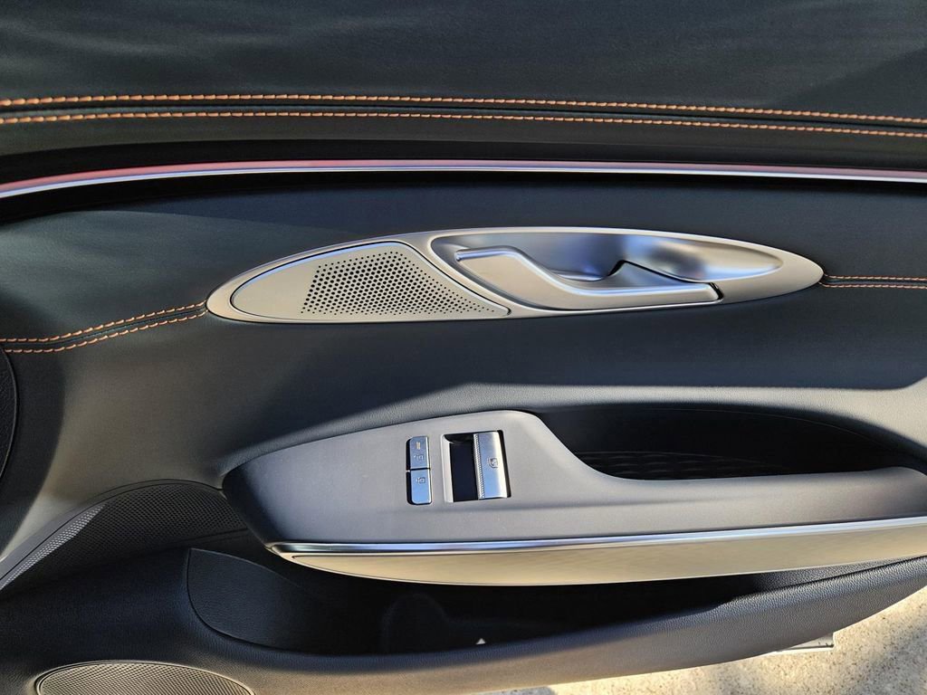 New 2026 Genesis GV70 2.5T Sport Prestige image 9