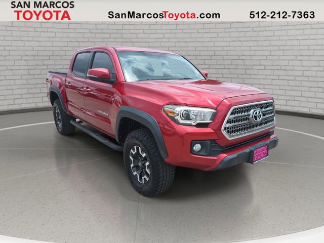 Used 2017 Toyota Tacoma TRD Off-Road AWD/4WD image 3