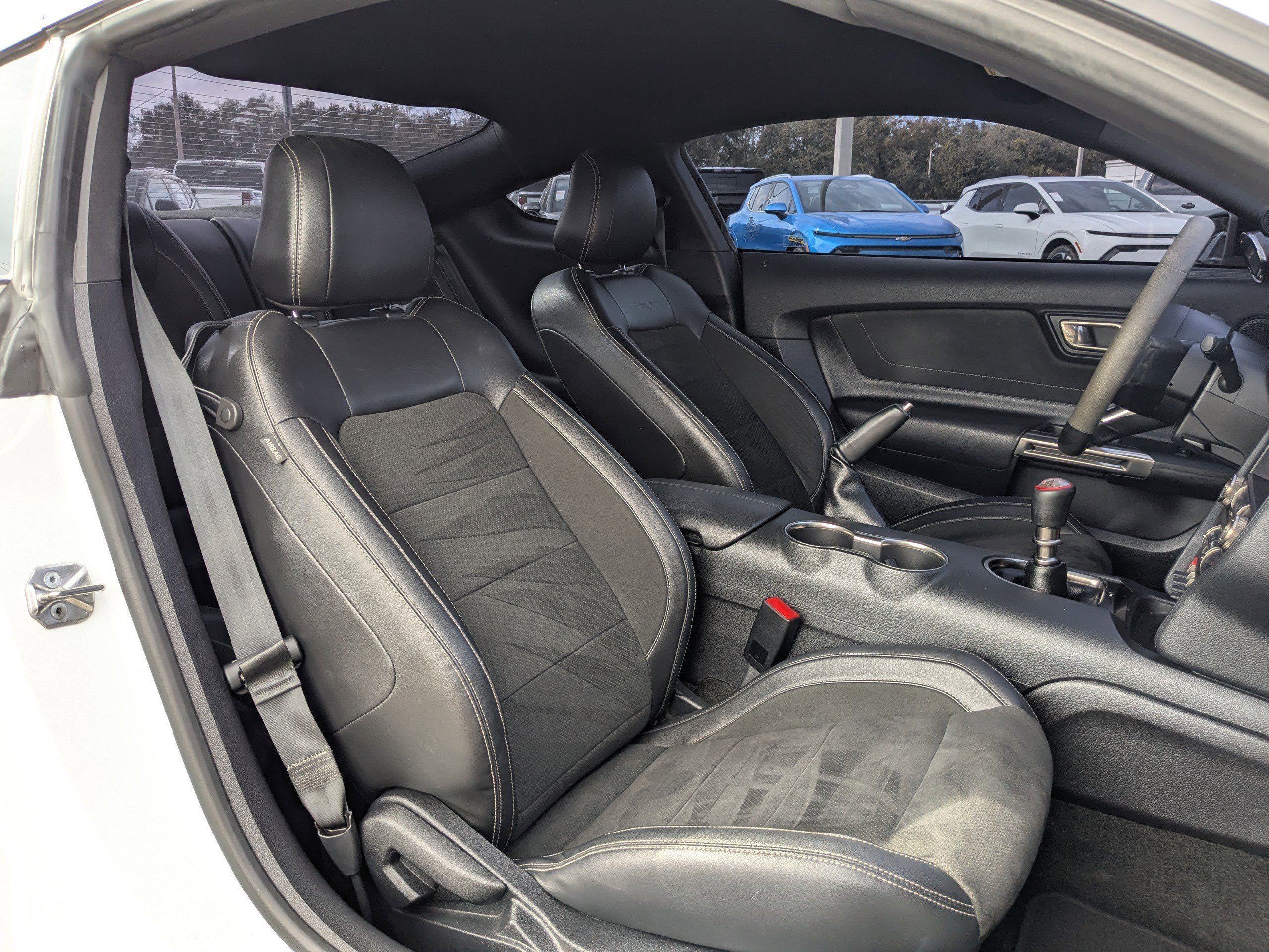 Used 2018 Ford Mustang Shelby GT350 w/ Convenience Package image 14