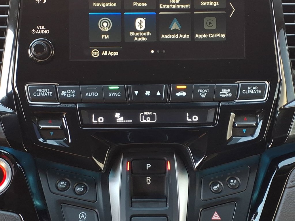 Used 2022 Honda Odyssey Elite image 17