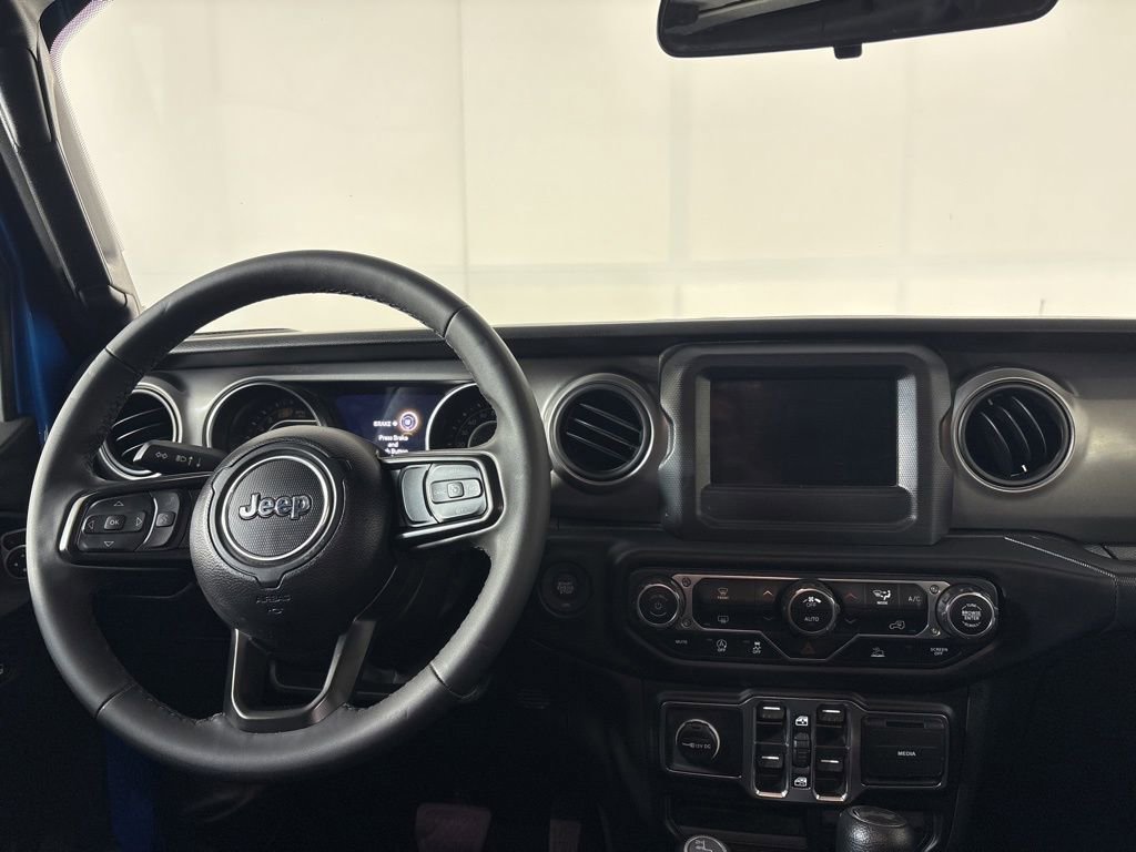 Used 2023 Jeep Wrangler Unlimited Sport image 23
