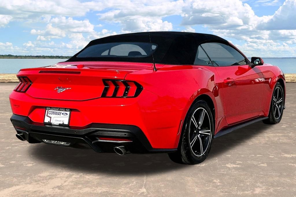 Used 2024 Ford Mustang Premium image 8