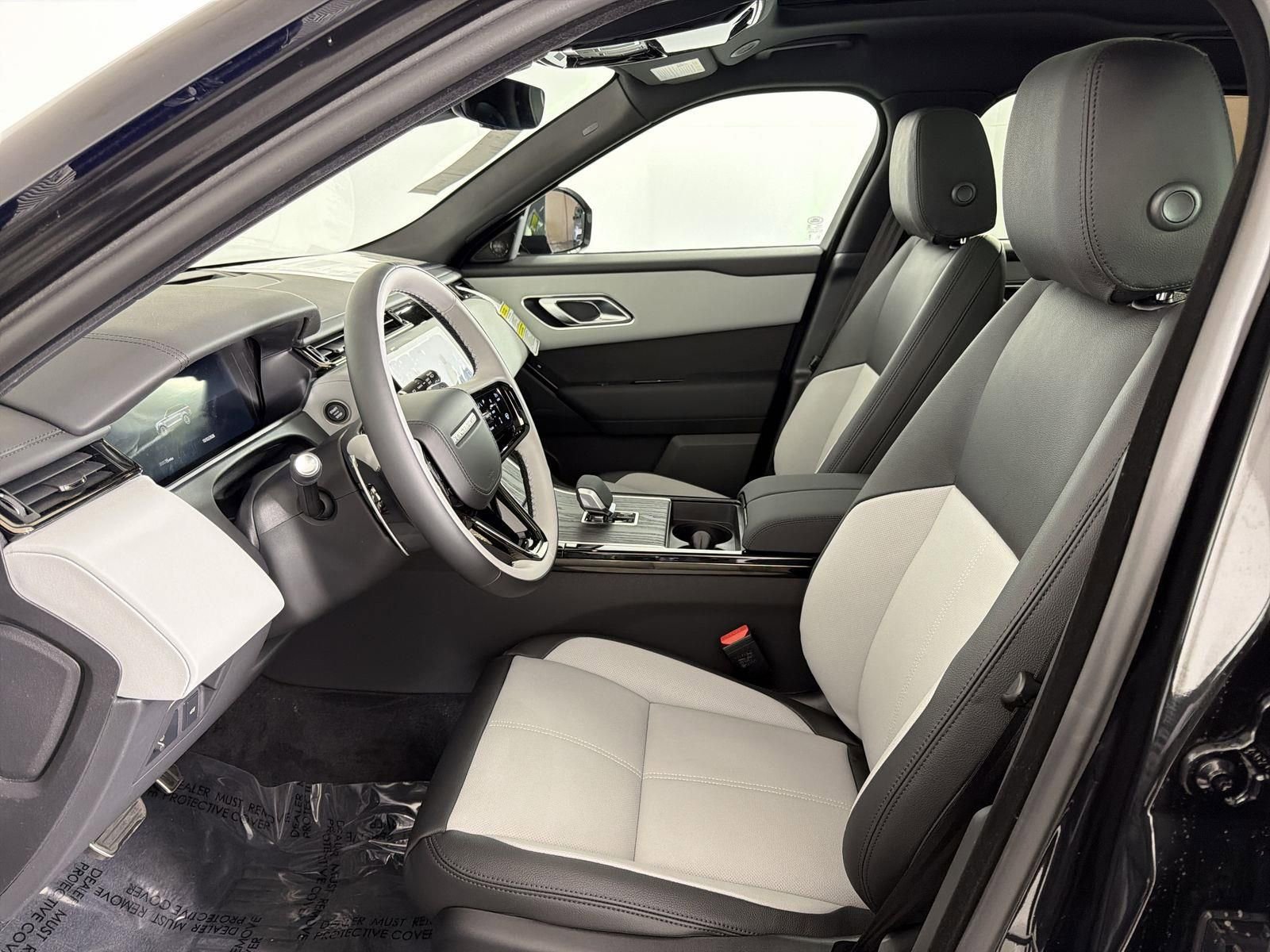 New 2026 Land Rover Range Rover Velar Dynamic SE image 23