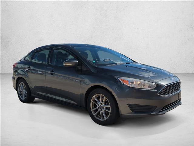 Used 2017 Ford Focus SE FWD image 3