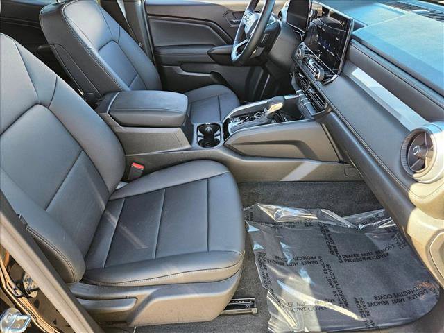 Used 2025 Chevrolet Colorado W/T w/ Advanced Trailering Package image 24