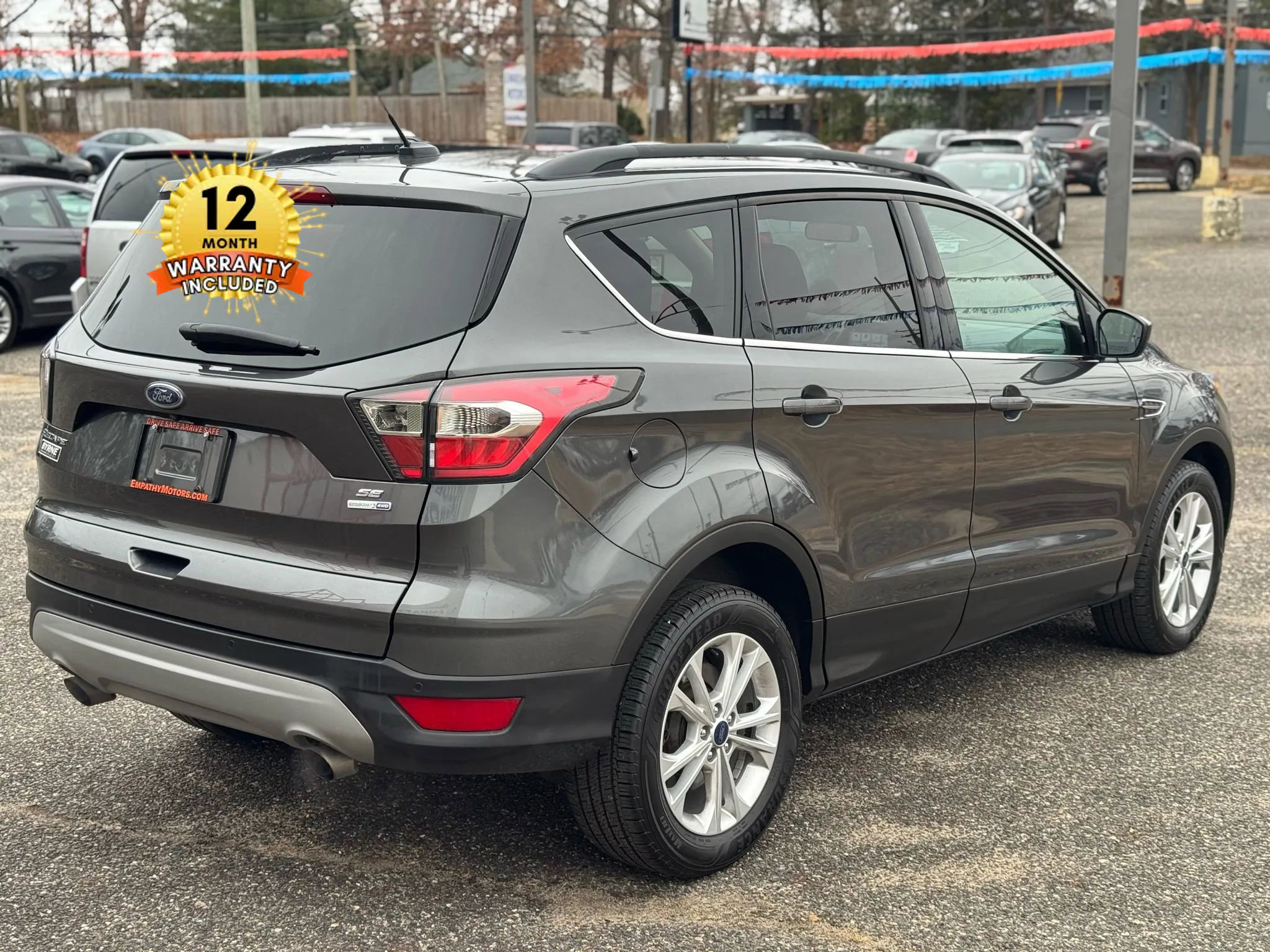 Used 2017 Ford Escape SE w/ Equipment Group 201A image 8