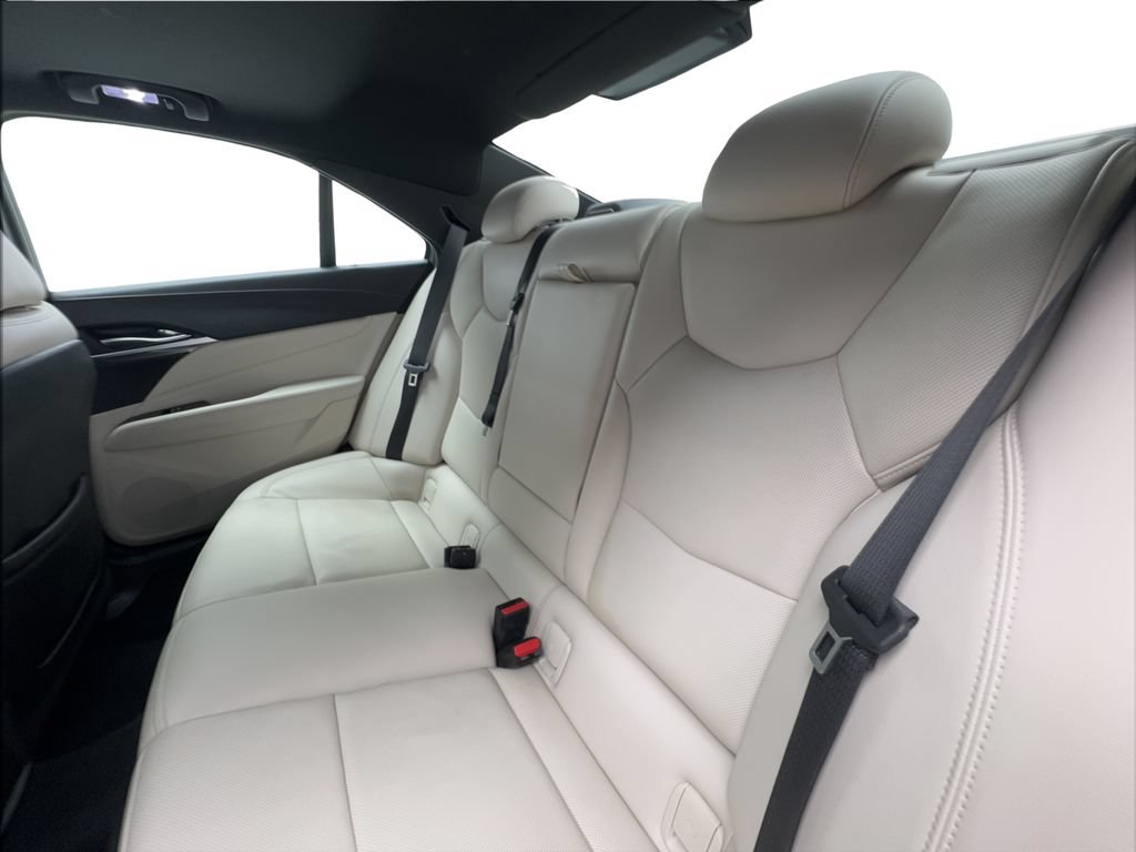 Used 2021 Cadillac CT4 Premium Luxury RWD image 25