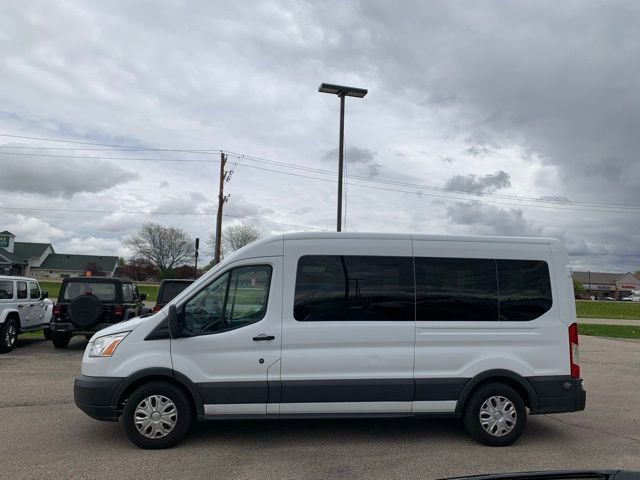 Used 2017 Ford Transit 350 XLT RWD image 2