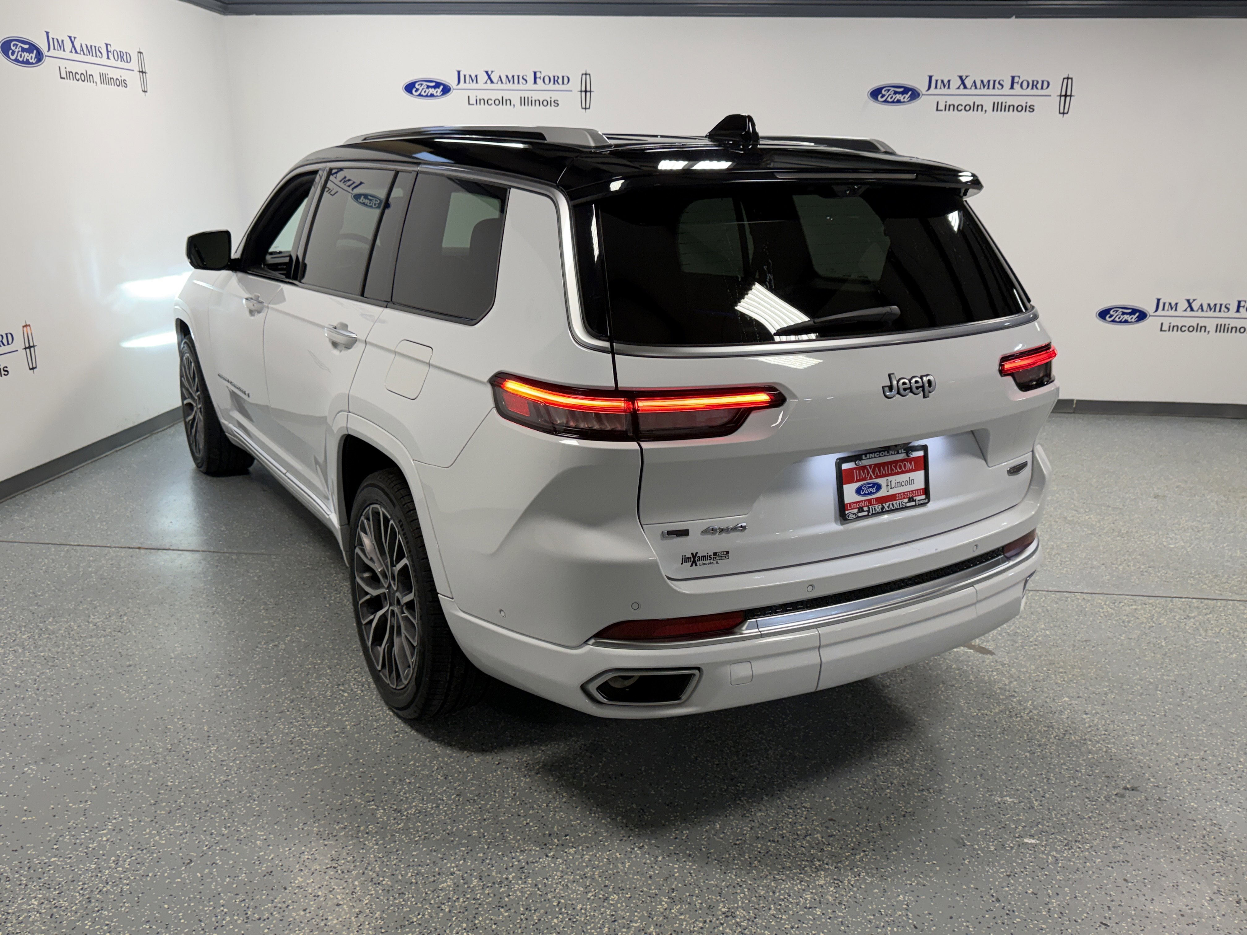 Used 2022 Jeep Grand Cherokee L Summit image 43