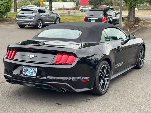 Used 2022 Ford Mustang Premium RWD image 7
