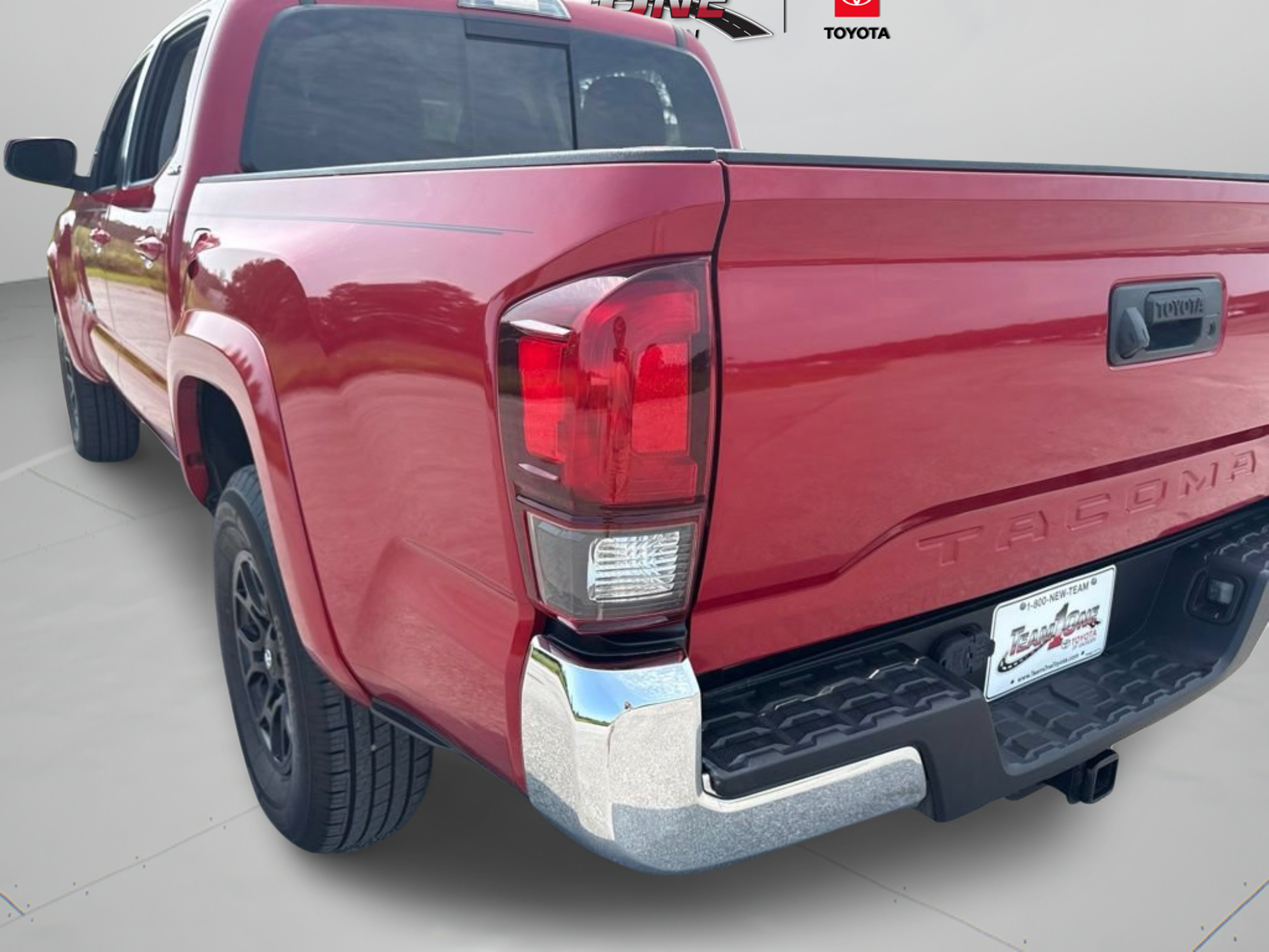 Certified 2021 Toyota Tacoma SR5 RWD image 34