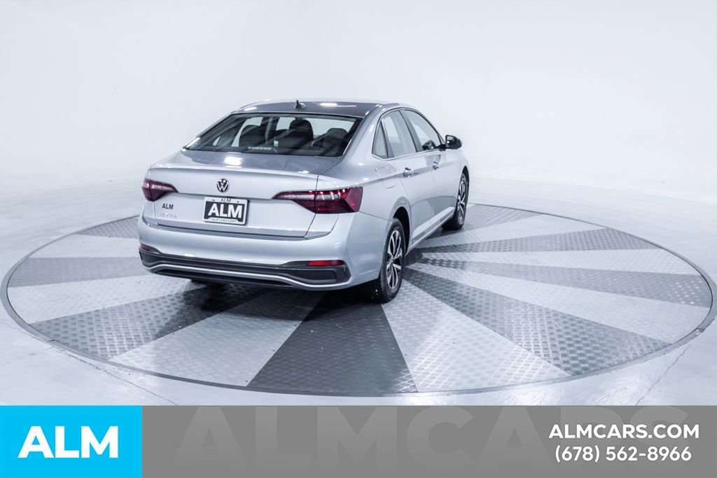 Used 2024 Volkswagen Jetta S image 9