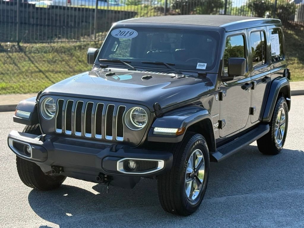 Used 2019 Jeep Wrangler Unlimited Sahara AWD/4WD image 10